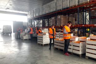 El Banc dels Aliments de Girona reparteix 52 tones de menjar i productes d'higiene durant el confinament