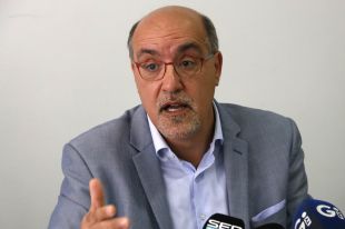 El cap de Cardiologia del Trueta considera ''una temeritat absoluta'' tornar a treballar d'aquí tres dies