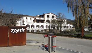 Zoetis adapta les instal·lacions per processar PCR de coronavirus dels sanitaris de l'hospital d'Olot