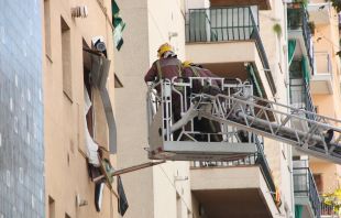 Els Bombers troben un 33% més de persones mortes a casa durant el confinament respecte l'any passat