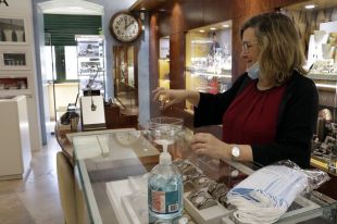 No passar a la fase 1 de desescalada, un ''gerro d'aigua freda'' per als comerciants del centre de Girona