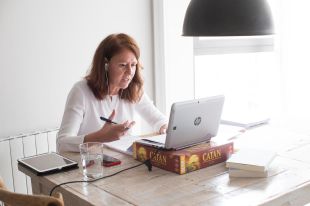 Madrenas sobre el pas a fase 1: ''Les dades milloren, però encara no ho hem superat''