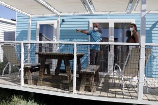 Els càmpings gironins insisteixen en saber quan s'obriran les fronteres