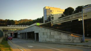 Un brot de coronavirus a la UMEP de l'Hospital de Blanes obliga a prohibir el pas d'acompanyants