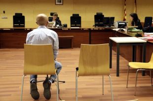 L'Audiència de Girona absol el venedor de llaminadures d'Hostalric acusat d'abusar de vuit nenes