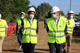 Calvet respon els ecologistes i diu que l'allargament de la C-32 és ''bàsic''