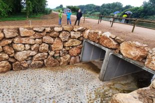 Finalitzen les obres del nou desguàs de la mota de Torroella de Montgrí afectat pel Gloria