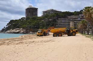 Calonge i Sant Antoni accelera els treballs a les platges per tenir-les a punt els propers dies