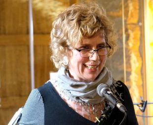 Núria Esponellà s'emporta el 53è premi Prudenci Bertrana de novel·la