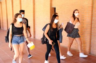Apunts, nervis d'última hora i mascaretes; així s'han viscut unes PAU atípiques
