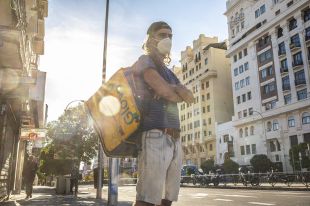 La APP de repartidors Glovo aterra a Platja d'Aro