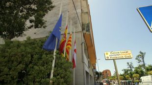Envien a presó un lladre que va robar la cartera i el mòbil a un veí de Blanes a cops de puny
