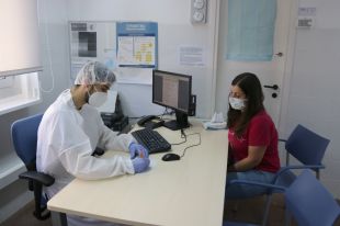 La regió sanitària de Girona incorpora 73 gestors covid per alleugerir la feina als metges de la primària