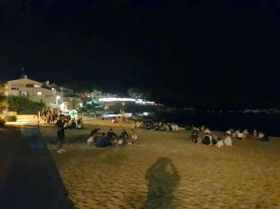 Palafrugell posa 43 denúncies per 'botellons' i 5 més per entrar a les platges tancades