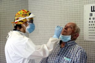Es frena lleugerament el risc de rebrot a la regió de Girona que registra set víctimes mortals més