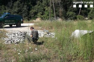 Detecten tres abocaments de material d'amiant al Gironès d'una empresa ja denunciada el juliol