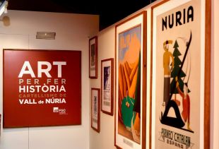 Una mostra de cartells publicitaris repassa l'evolució de l'estació de la Vall de Núria des dels inicis