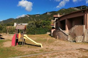 Gombrèn no demanarà reobrir l'antiga escola el curs vinent