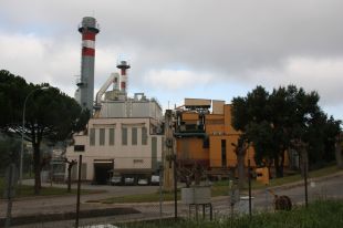 La xemeneia en desús de la planta de residus de Campdorà anirà a terra a finals d'estiu