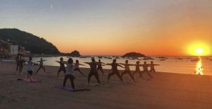 Tossa de Mar ofereix als seus veïns classes de ioga gratuïtes durant dos mesos
