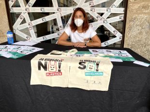 Banyoles repartirà bosses reutilitzables al mercat per intentar eliminar les de plàstic