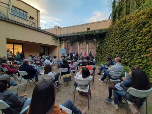 Presenten a Santa Coloma el llibre solidari “Set amigues i un robatori misteriós a Egipte”