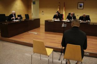 Jutgen el porter d'una discoteca de Lloret de Mar que s'enfronta a 9 anys de presó per violar una turista