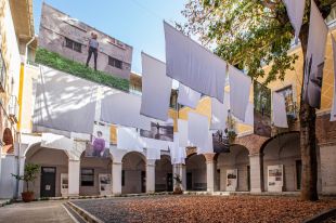 Una exposició a La Mercè de Girona homenatja les dones violades a la guerra de Bòsnia i als seus fills