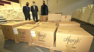 L'Ajuntament de Blanes i Nylstar regalen 5.500 mascaretes antivirals als escolars