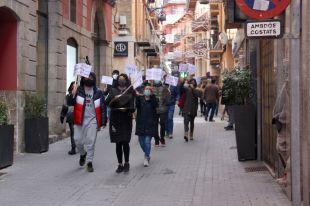 El sector de la restauració de la Cerdanya surt al carrer en protesta pel tancament perimetral
