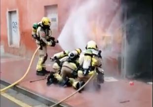 Una fuita de gas origina un incendi a la fàbrica Tauler de Palamós