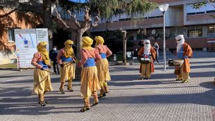 Els barris de Girona s'omplen amb 200 actuacions sorpresa dels patges reials 