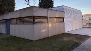 Finalitza la construcció d'un magatzem amb forn crematori al cementiri de Figueres