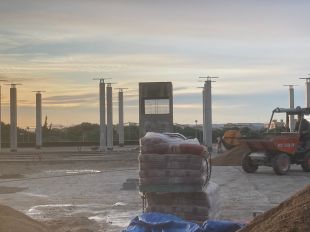 Figueres reprèn les obres de les pistes de pàdel aturades des de fa més d'una dècada