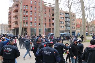 Absolen un jove acusat de llançar pedres, fer amenaces i voler impedir un acte de Vox a Girona el 2021