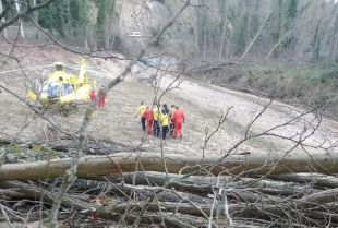 Un caçador fereix un ciclista d'un tret a la cama, durant una batuda del senglar a Massanes