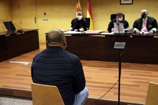 Absolt l'acusat d'abusar de la fillastra de 14 anys ''fent-li creure'' que eren parella