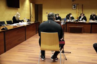 Un acusat accepta 8 anys de presó per violar una dona a Figueres i deixar-la lligada a un somier