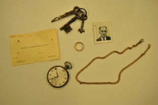 Una exposició al Memorial de l'Exili de la Jonquera facilita el retorn d'objectes de tres deportats