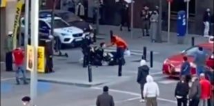 La Policia Local de Salt redueix un lladre amb una pistola tàser
