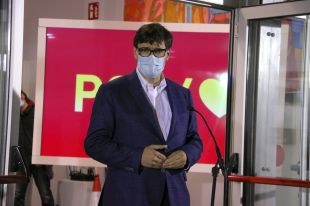 Empat entre PSC i ERC a 33 escons amb JxCat en tercera posició amb 32 i el 98% escrutat