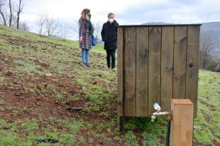 Olot acaba la segona fase dels treballs per reordenar els horts urbans del volcà Montsacopa 