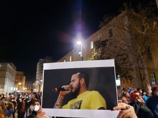 Unes 5.000 persones es concentren a Girona reclamant la llibertat de Pablo Hasél