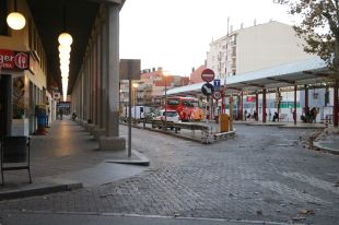 Demanen seguretat privada a l'estació d'autobosus de Figueres per fer front a l'incivisme