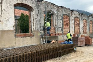 Tensión Textil de Ripoll reprendrà l'activitat i doblarà la plantilla abans de l'estiu