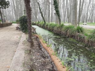 Girona aplica tècniques de bioenginyeria del paisatge als jardins de la Devesa