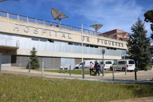 Un mosso fora de servei deté dues lladres que van robar un collaret a una dona a l'hospital Figueres