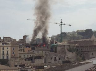 Crema una casa de dues plantes en ple Barri Vell de Girona