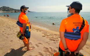 Blanes demana vacunar els seus socorristes i directrius sobre com afrontar l'estiu