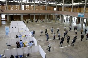 Vacunen més de 9.000 persones en un dia a la regió de Girona